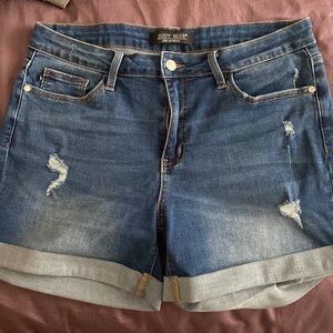 Womens Judy Blue shorts